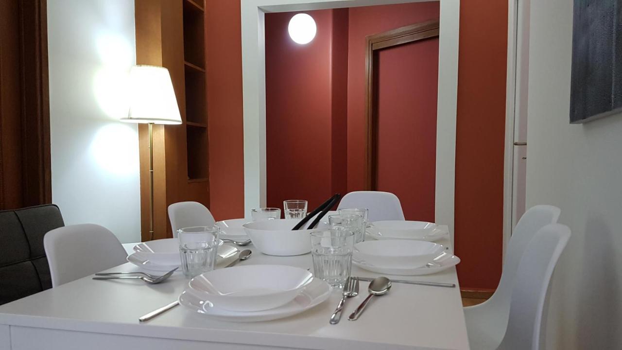 Apricot Apartment - Athens Center, 6 Bd, 2.5 Bath Atenas Exterior foto