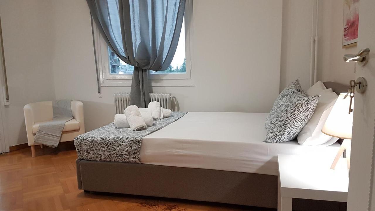 Apricot Apartment - Athens Center, 6 Bd, 2.5 Bath Atenas Exterior foto